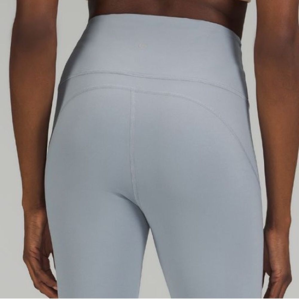 NWT Lululemon Groove S High-Rise Flared Pant Leggings chambray sold out size 4